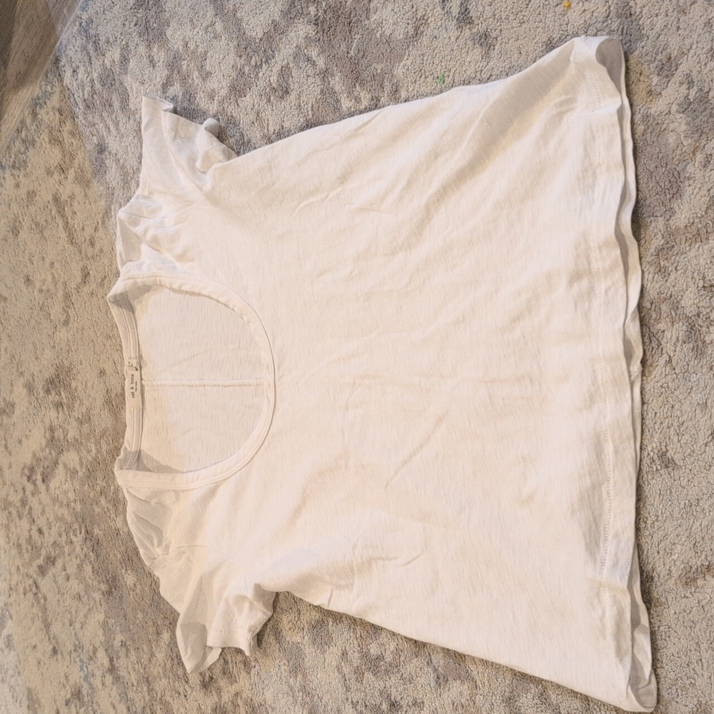 White tee